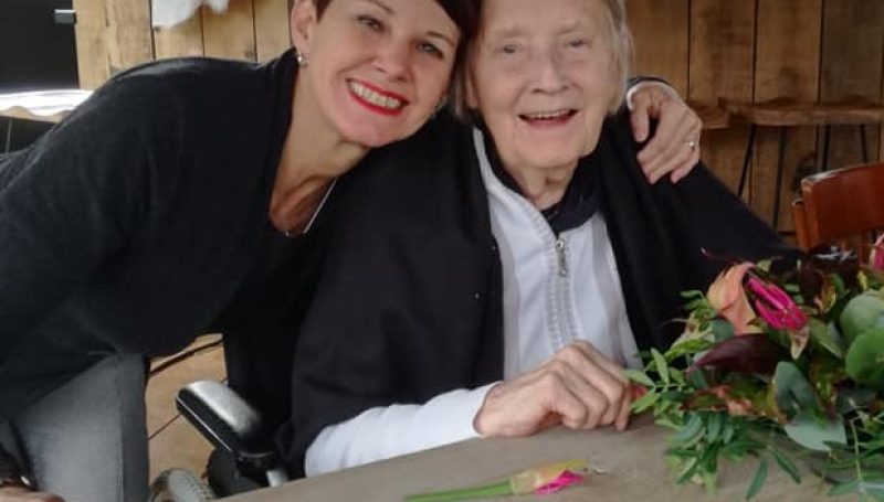 Jannet en mevrouw Harkema (002)