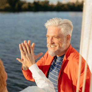 pexels-yaroslav-shuraev-8917660 – klein